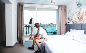 Hotel Antea - By The Sea