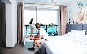 Hotel Antea - By The Sea